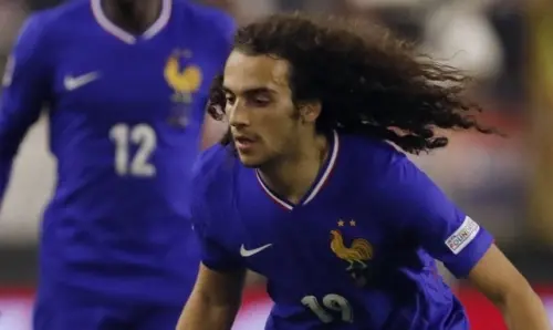 La selección francesa: Italia defiende a Mattéo Guendouzi