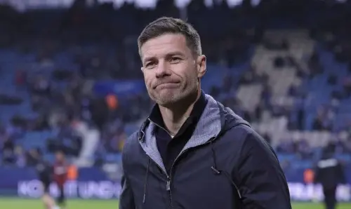 Leverkusen: la directiva se muestra optimista sobre el futuro de Xabi Alonso