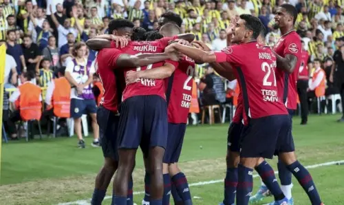 El LOSC se vuelve a meter de lleno en la lucha por la Liga de Campeones.