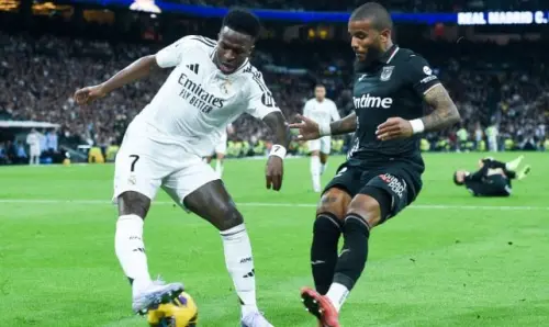 El gran movimiento de Valentin Rosier entre la Ligue 1, Eintracht de Fráncfort y Fulham.