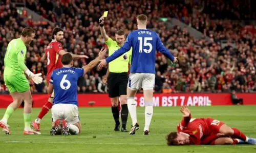 PL: La autocrítica de los árbitros tras la entrada violenta de Tarkowski