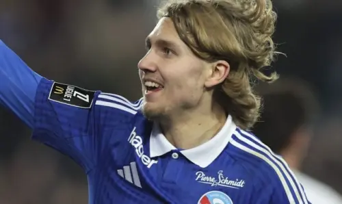 El Borussia Dortmund encuentra una solución en la Ligue 1 para olvidar a Rayan Cherki