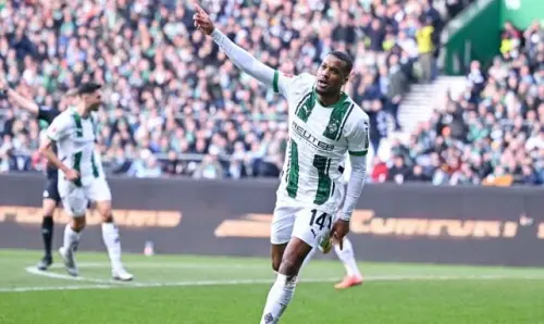 Mercado: comienzan los movimientos para Alassane Plea