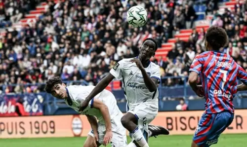 Augsburgo presiona fuertemente por Kyliane Dong