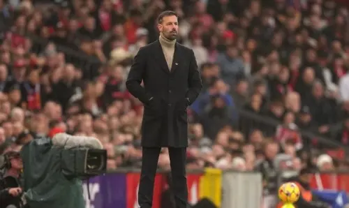 Leicester: la drástica decisión de Ruud van Nistelrooy