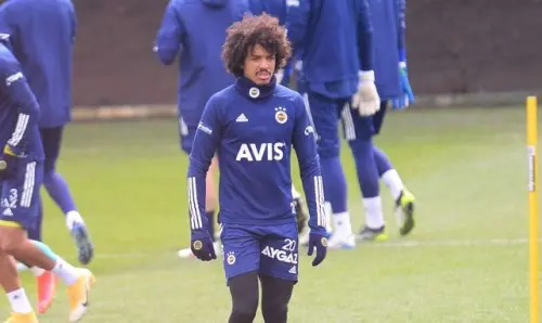 São Paulo tiene dudas sobre el futuro de Luiz Gustavo