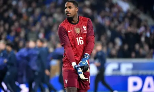 Milán: Mike Maignan no quiere hablar sobre un nuevo contrato