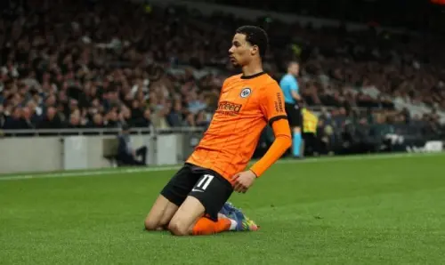 El Eintracht de Fráncfort busca una nueva venta récord con Hugo Ekitike