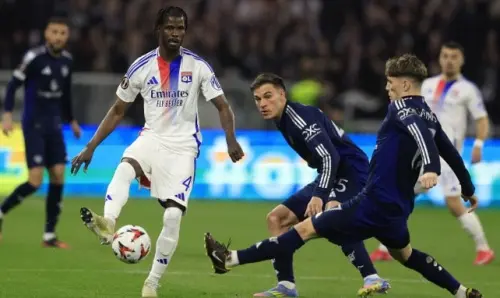 OL - Manchester United: el inesperado regreso con fuerza del desaparecido Paul Akouokou