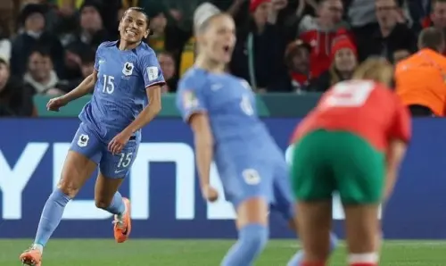 La selección femenina: Kenza Dali se compromete a restablecer la verdad tras la Eurocopa.